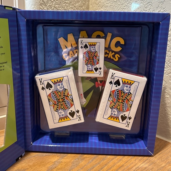 Magic Card Tricks 3 Decks of Cards Written By Mario The Magician W/ Kathryn Rosa - Picture 5 of 6